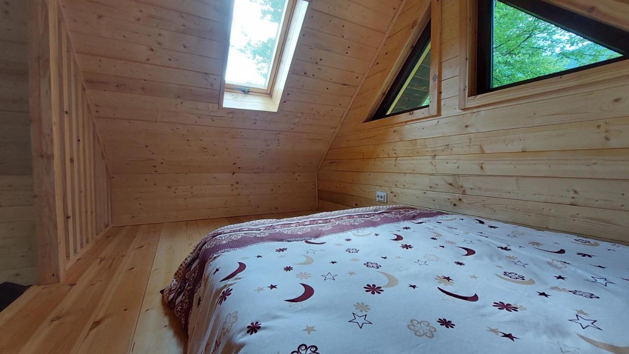 Tiny House Casa Axa Villa Paraul Carjei Exteriör bild