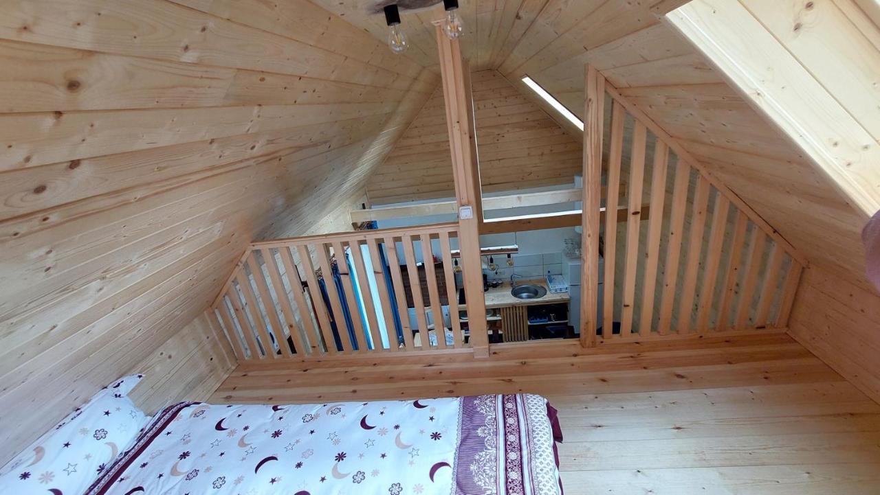 Tiny House Casa Axa Villa Paraul Carjei Exteriör bild