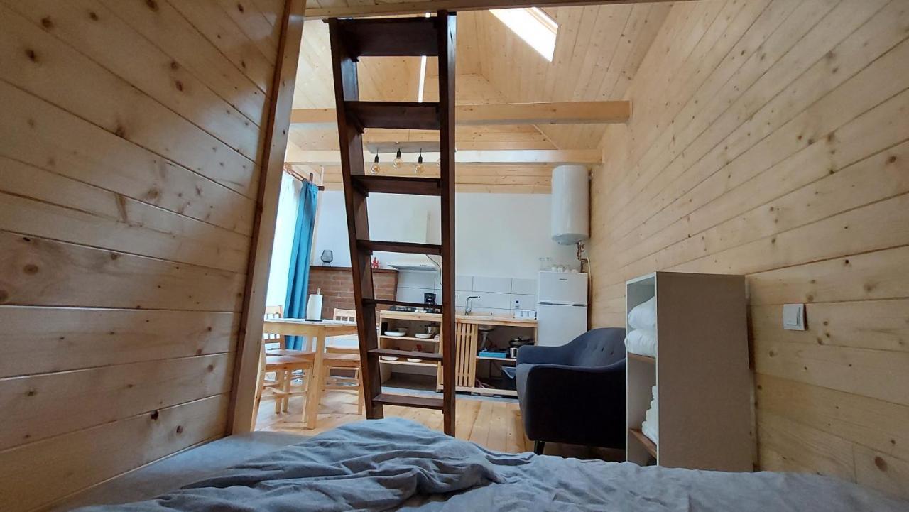 Tiny House Casa Axa Villa Paraul Carjei Exteriör bild